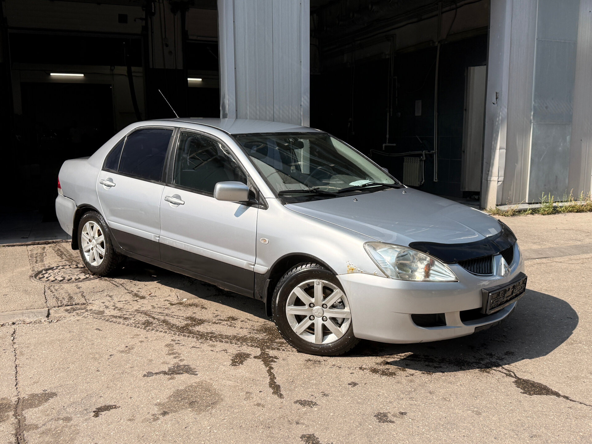 Mitsubishi Lancer 1.6 MT (98 л.с.), 2005