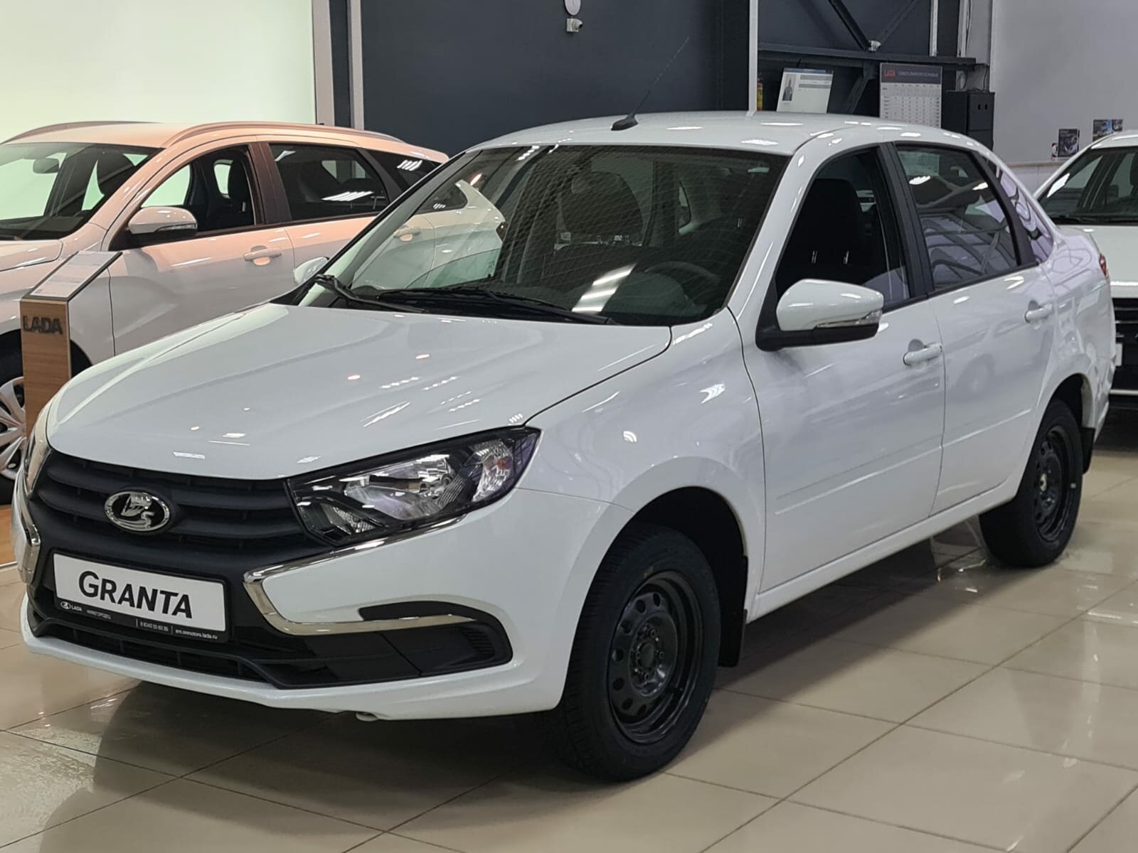 Lada (Ваз) Granta 1.6 MT (90 л.с.), 2026