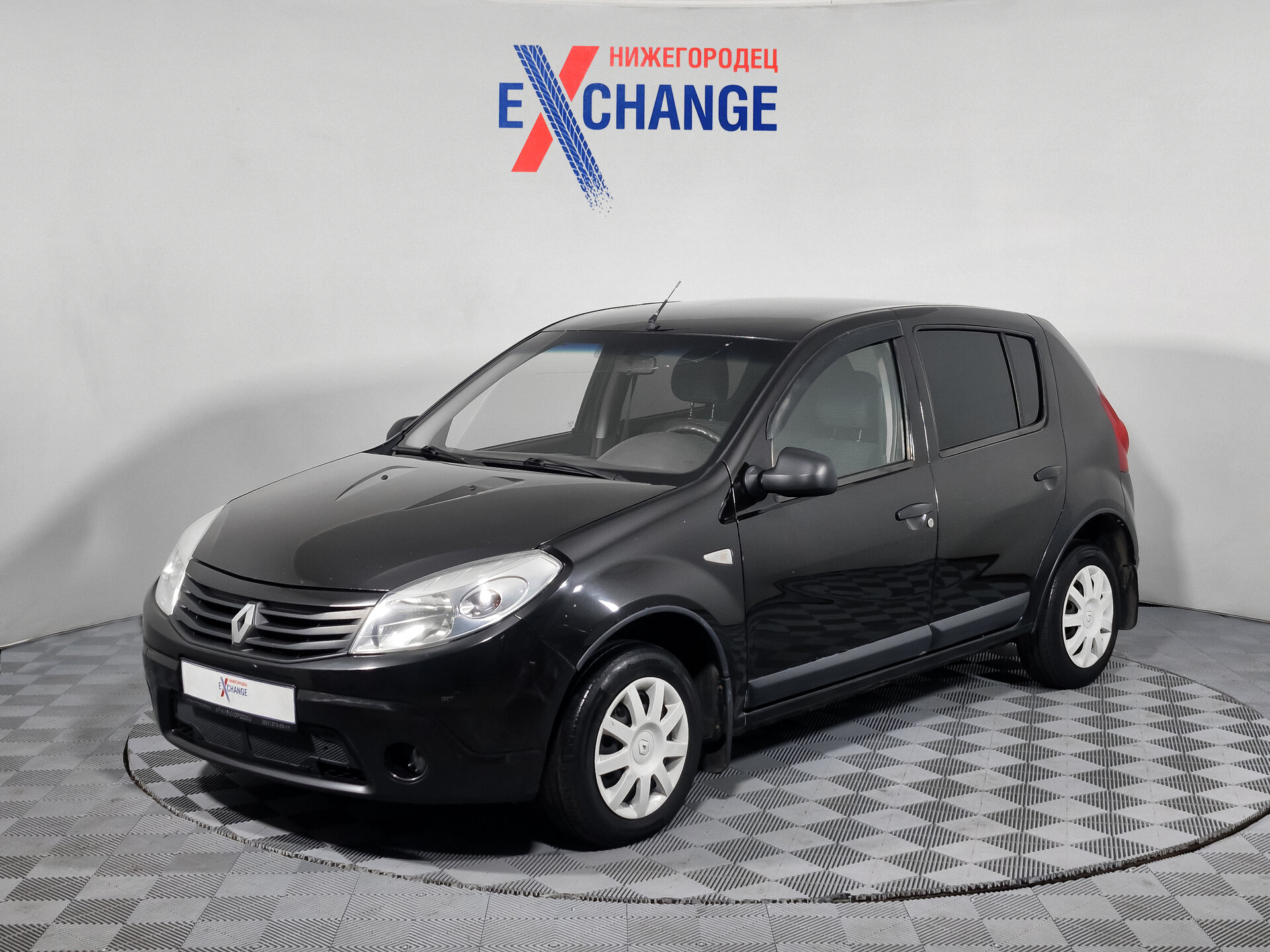Renault Sandero 1.4 MT (75 л.с.), 2011