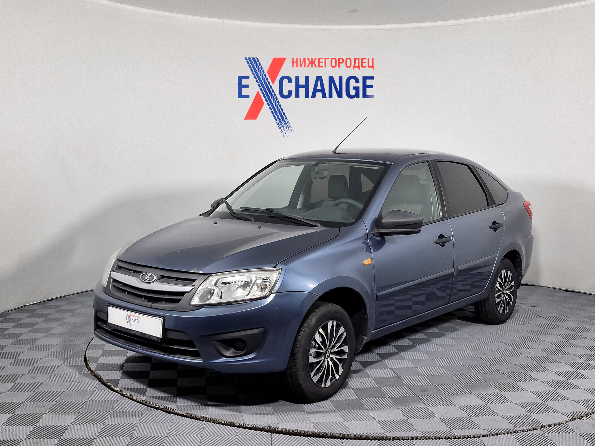 Lada (Ваз) Granta 1.6 MT (106 л.с.), 2014