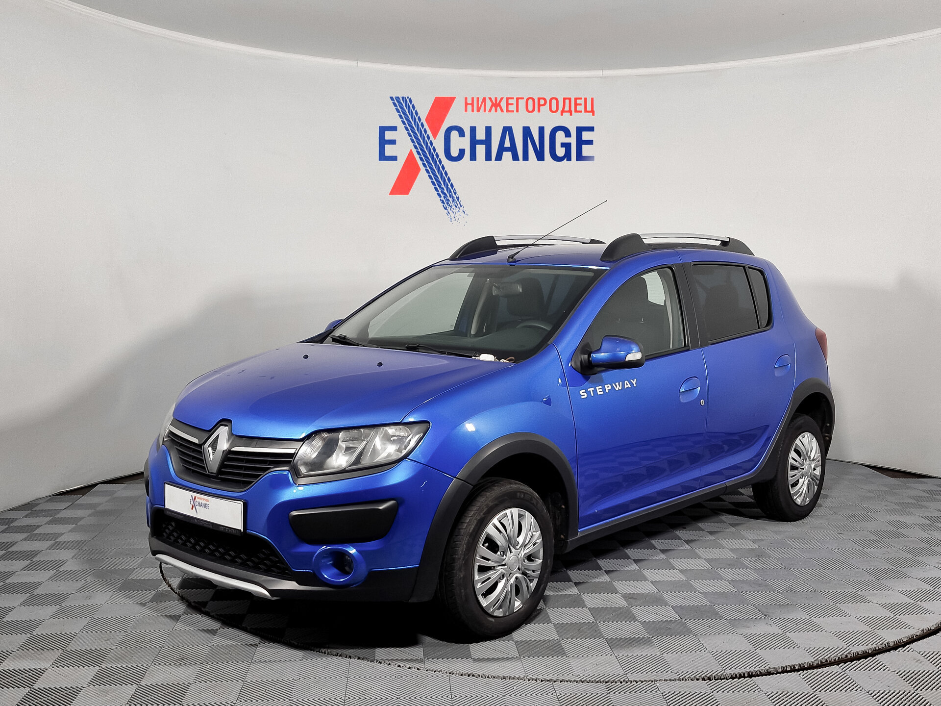 Renault Sandero Stepway 1.6 AMT (82 л.с.), 2015