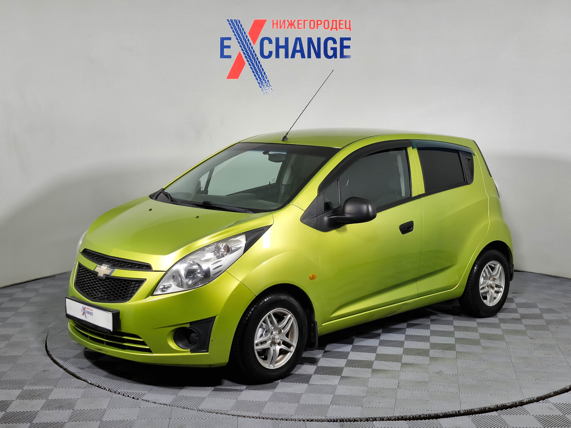 Chevrolet Spark 1.0 MT (67 л.с.), 2011