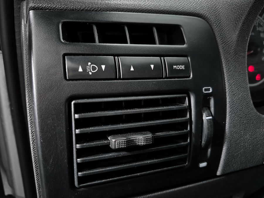 Fiat Albea 1.4 MT (77 л.с.), 2007 Fiat Albea 1.4 MT (77 л.с.), 2007