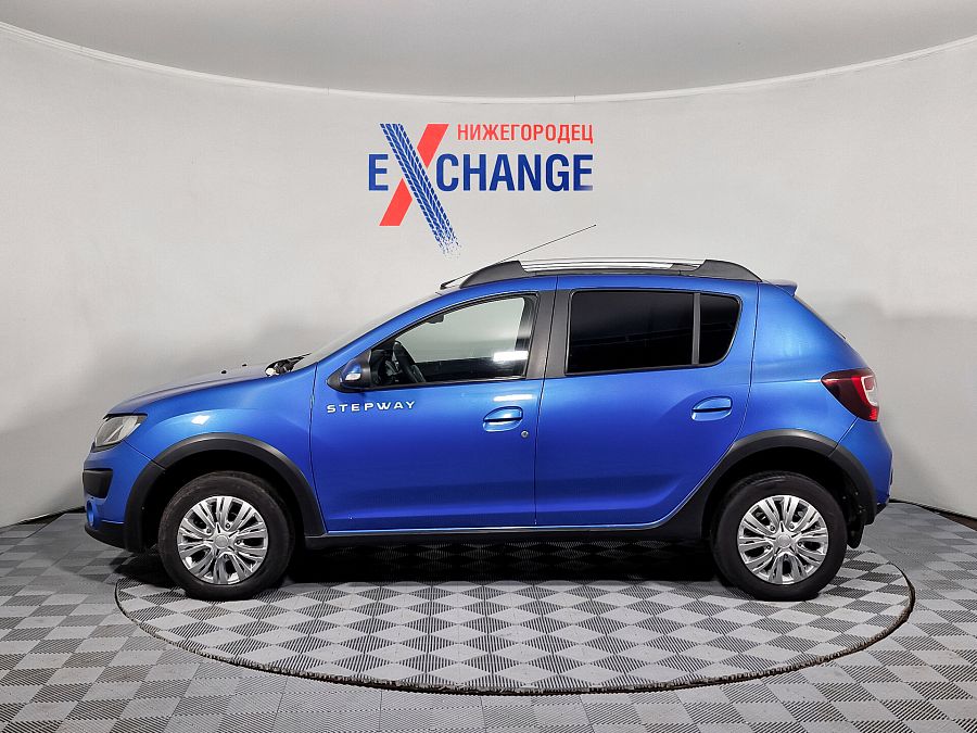 Renault Sandero Stepway 1.6 AMT (82 л.с.), 2015 Renault Sandero Stepway 1.6 AMT (82 л.с.), 2015