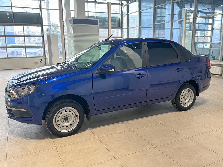 Lada (Ваз) Granta 1.6 MT (90 л.с.), 2026 Lada (Ваз) Granta 1.6 MT (90 л.с.), 2026