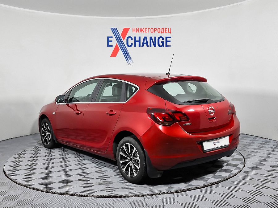 Opel Astra 1.6 AT (115 л.с.), 2011 Opel Astra 1.6 AT (115 л.с.), 2011