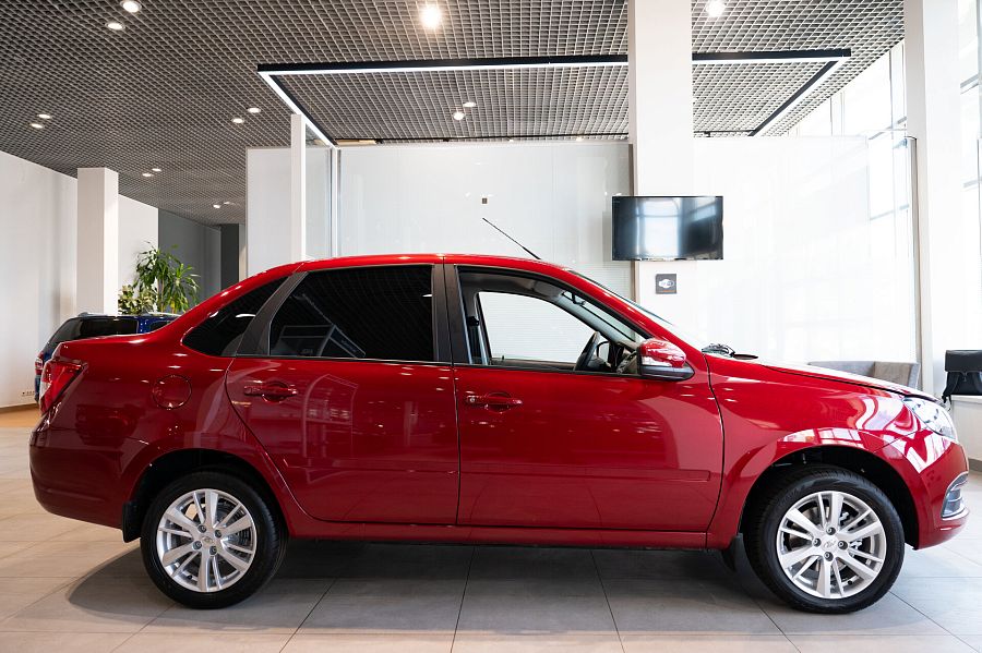 Lada (Ваз) Granta 1.6 MT (90 л.с.), 2026 Lada (Ваз) Granta 1.6 MT (90 л.с.), 2026