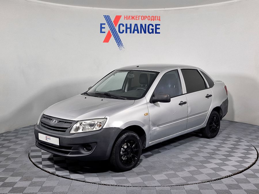Lada (Ваз) Granta 1.6 MT (82 л.с.), 2013
