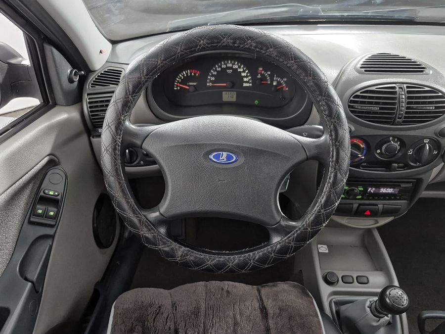Lada (Ваз) Kalina 1.6 MT (84 л.с.), 2011 Lada (Ваз) Kalina 1.6 MT (84 л.с.), 2011