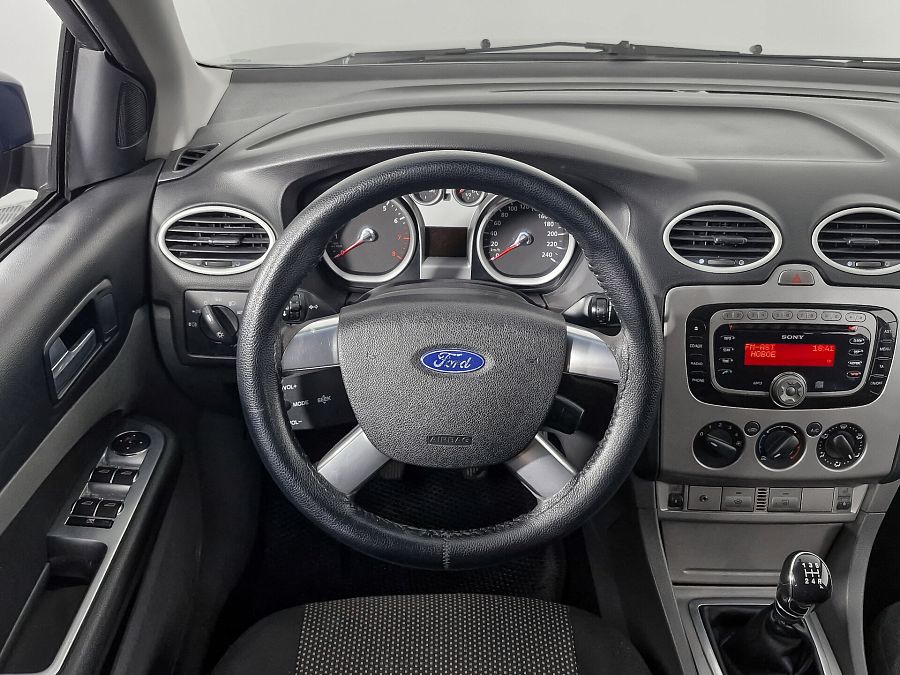 Ford Focus 1.6 MT (100 л.с.), 2011 Ford Focus 1.6 MT (100 л.с.), 2011