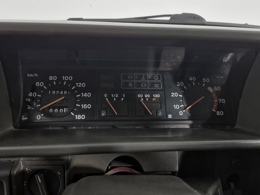 Lada (Ваз) 21099 1.5 MT (70 л.с.), 1996