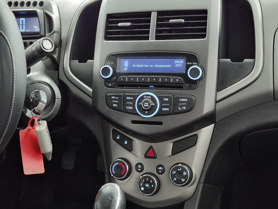 Chevrolet Aveo 1.6 MT (115 л.с.), 2012 Chevrolet Aveo 1.6 MT (115 л.с.), 2012