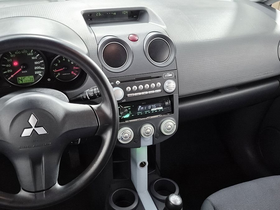 Mitsubishi Colt 1.3 AMT (95 л.с.), 2005 Mitsubishi Colt 1.3 AMT (95 л.с.), 2005