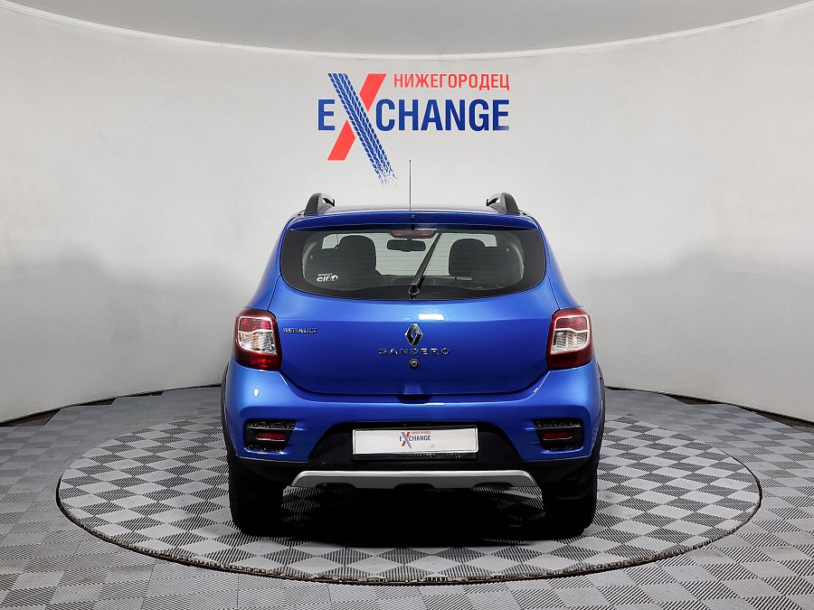 Renault Sandero Stepway 1.6 AMT (82 л.с.), 2015 Renault Sandero Stepway 1.6 AMT (82 л.с.), 2015