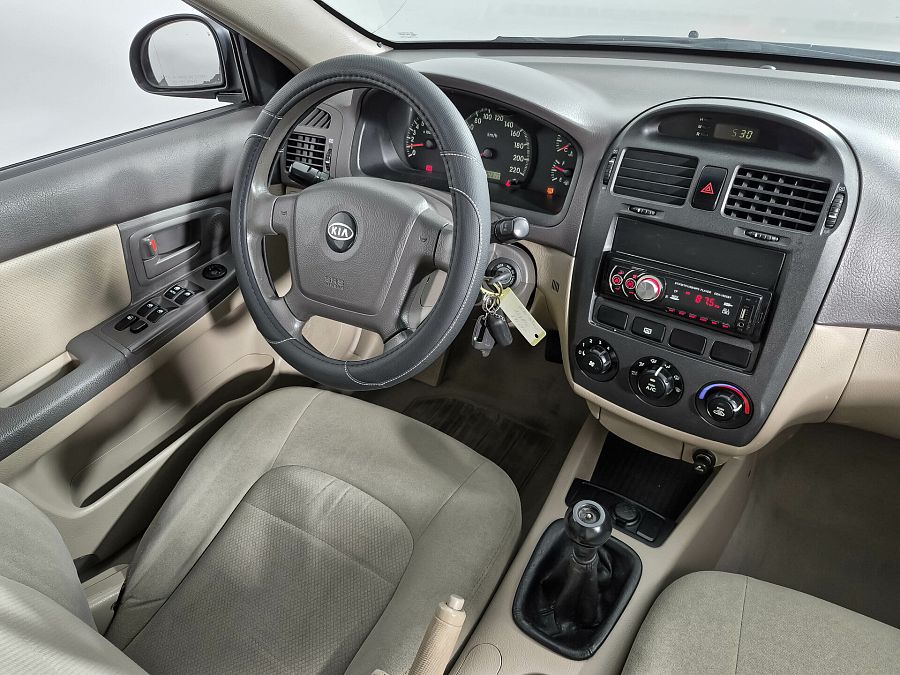 Kia Cerato 1.6 MT (105 л.с.), 2006 Kia Cerato 1.6 MT (105 л.с.), 2006