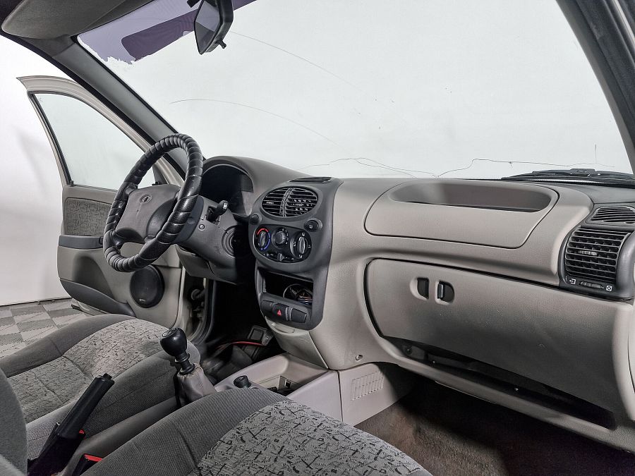 Lada (Ваз) Kalina 1.6 MT (81 л.с.), 2007 Lada (Ваз) Kalina 1.6 MT (81 л.с.), 2007