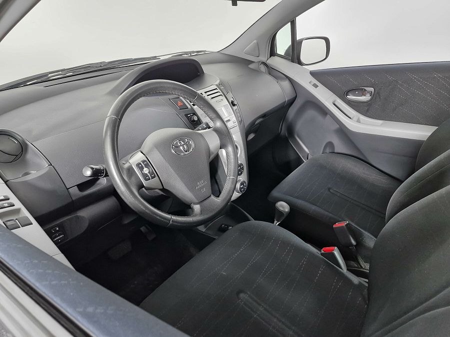 Toyota Yaris Multimode 1.3 AMT (87 л.с.), 2008 Toyota Yaris Multimode 1.3 AMT (87 л.с.), 2008