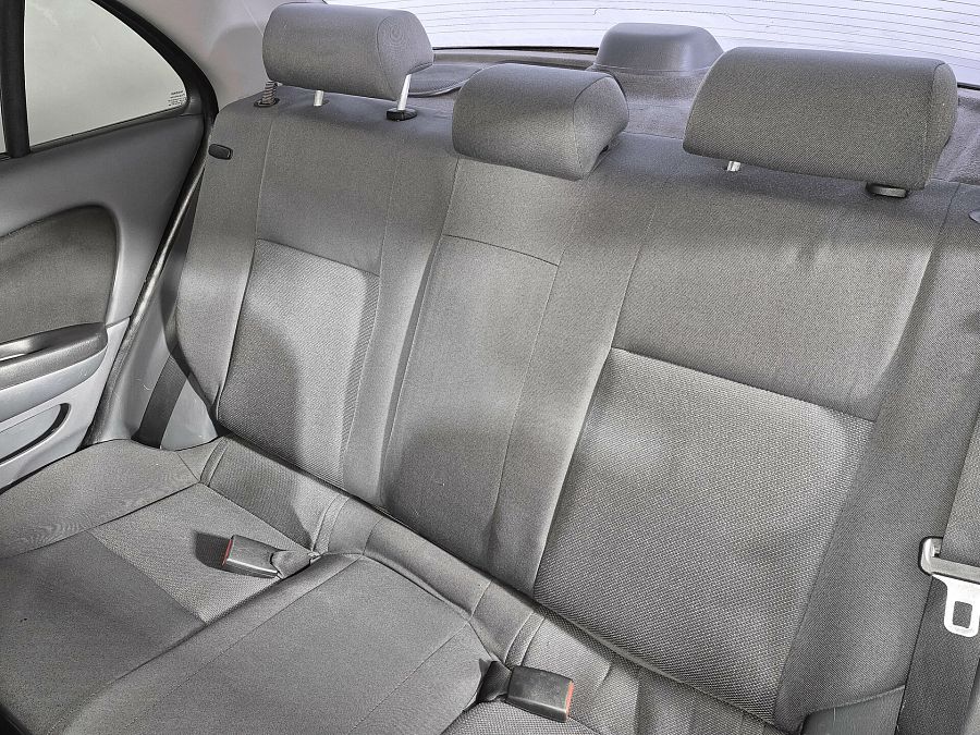 Nissan Almera 1.5 MT (98 л.с.), 2005 Nissan Almera 1.5 MT (98 л.с.), 2005
