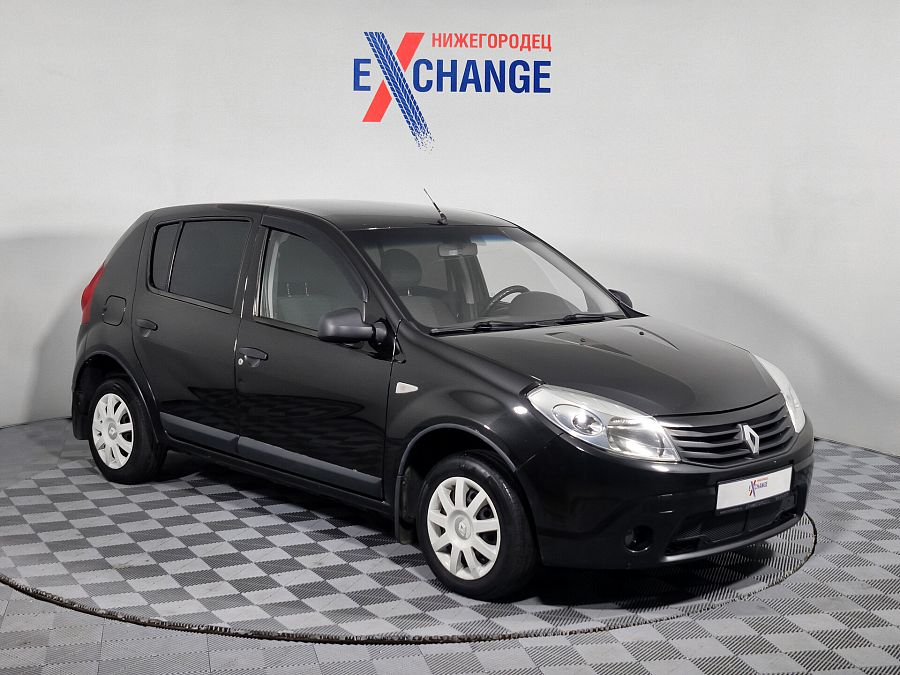 Renault Sandero 1.4 MT (75 л.с.), 2011