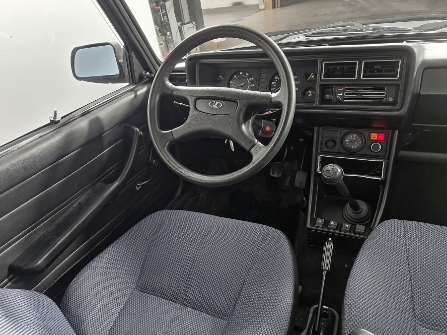 Lada (Ваз) 2107 1.6 MT (73 л.с.), 2010 Lada (Ваз) 2107 1.6 MT (73 л.с.), 2010