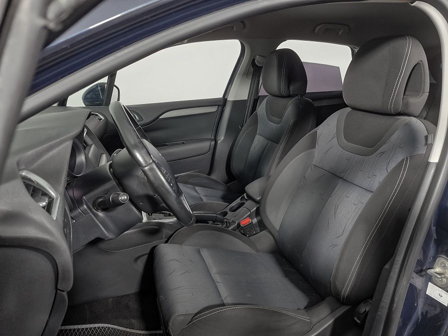 Citroen C4 1.6 AT (120 л.с.), 2012