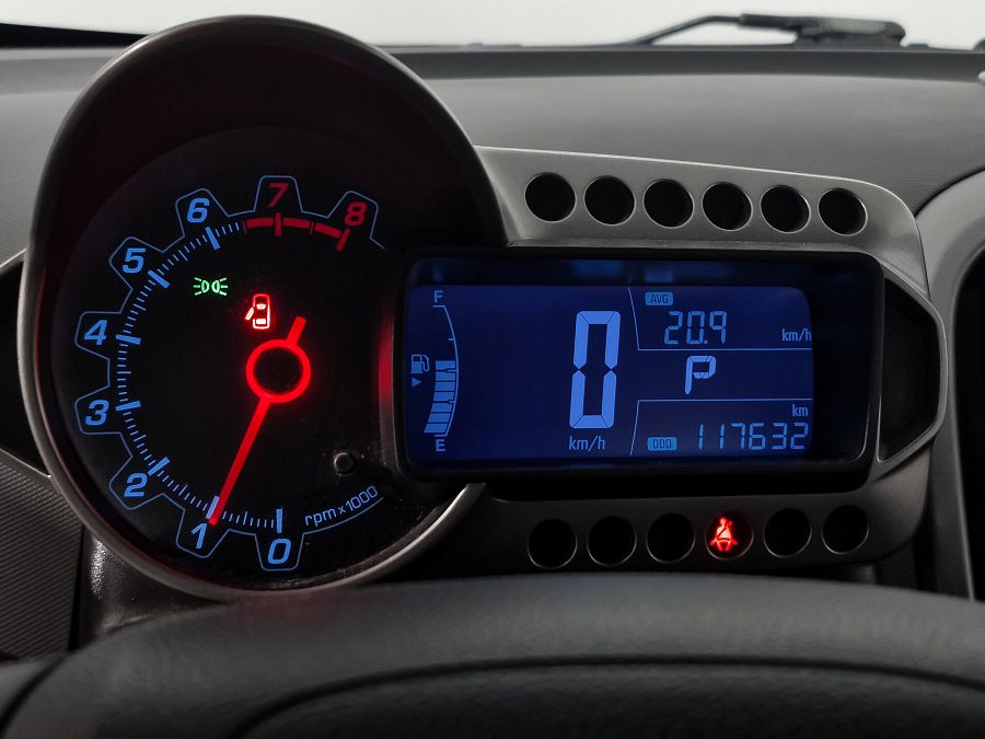 Chevrolet Aveo 1.6 AT (115 л.с.), 2013