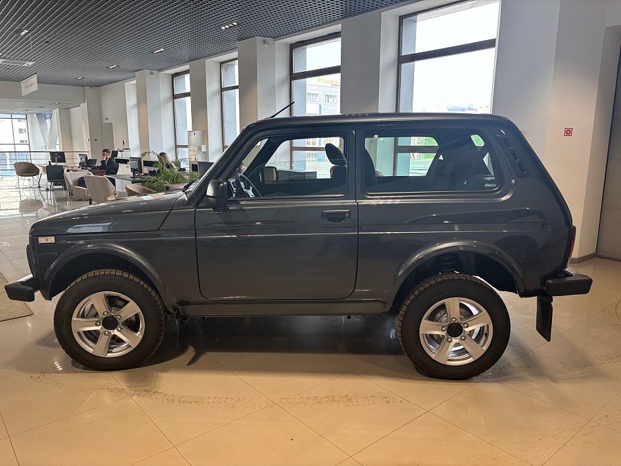 Lada (Ваз) Niva Legend 1.7 MT (83 л.с.) 4WD, 2026 Lada (Ваз) Niva Legend 1.7 MT (83 л.с.) 4WD, 2026