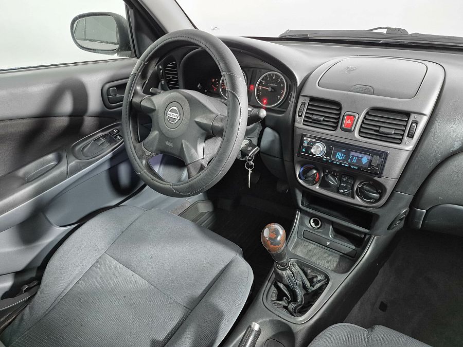 Nissan Almera 1.5 MT (98 л.с.), 2005 Nissan Almera 1.5 MT (98 л.с.), 2005