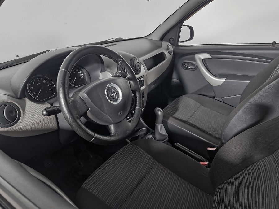 Renault Sandero 1.4 MT (75 л.с.), 2011