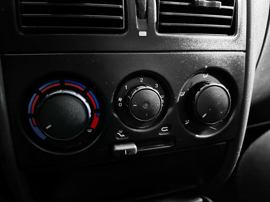 Fiat Albea 1.4 MT (77 л.с.), 2010 Fiat Albea 1.4 MT (77 л.с.), 2010