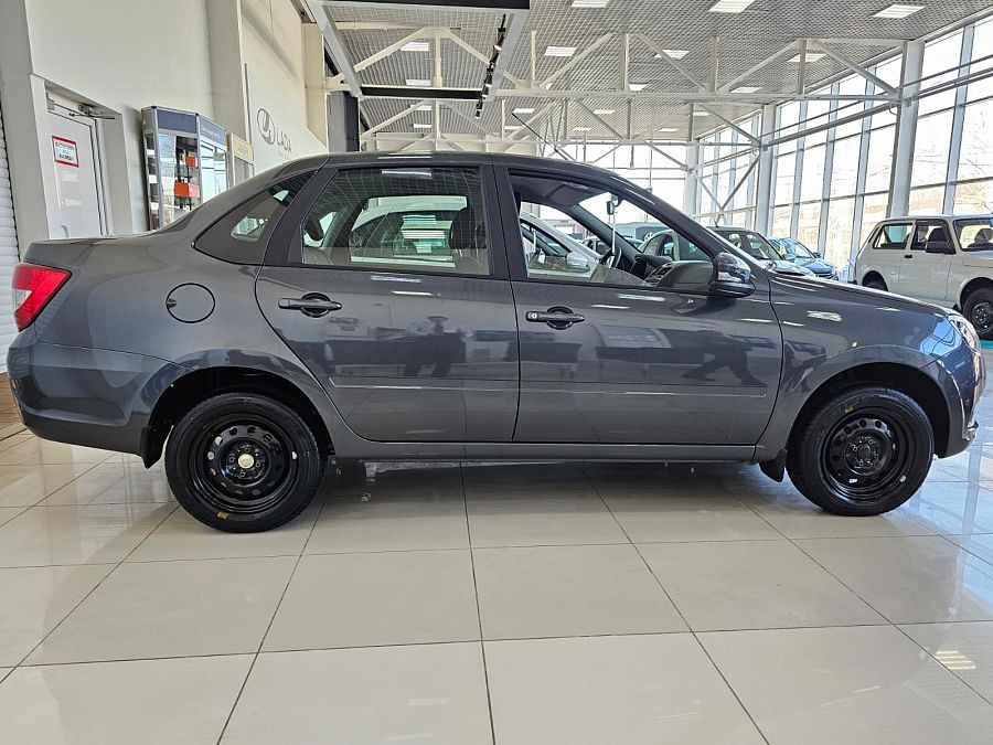 Lada (Ваз) Granta 1.6 MT (90 л.с.), 2026 Lada (Ваз) Granta 1.6 MT (90 л.с.), 2026