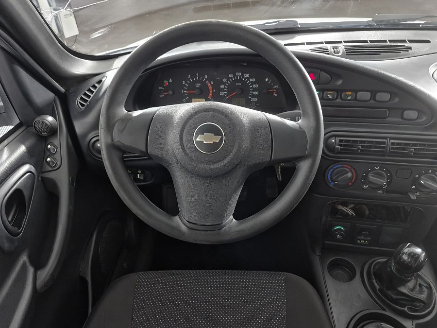 Chevrolet Niva 1.7 MT (80 л.с.) 4WD, 2012 Chevrolet Niva 1.7 MT (80 л.с.) 4WD, 2012