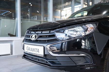 Lada (Ваз) Granta 1.6 MT (90 л.с.), 2026