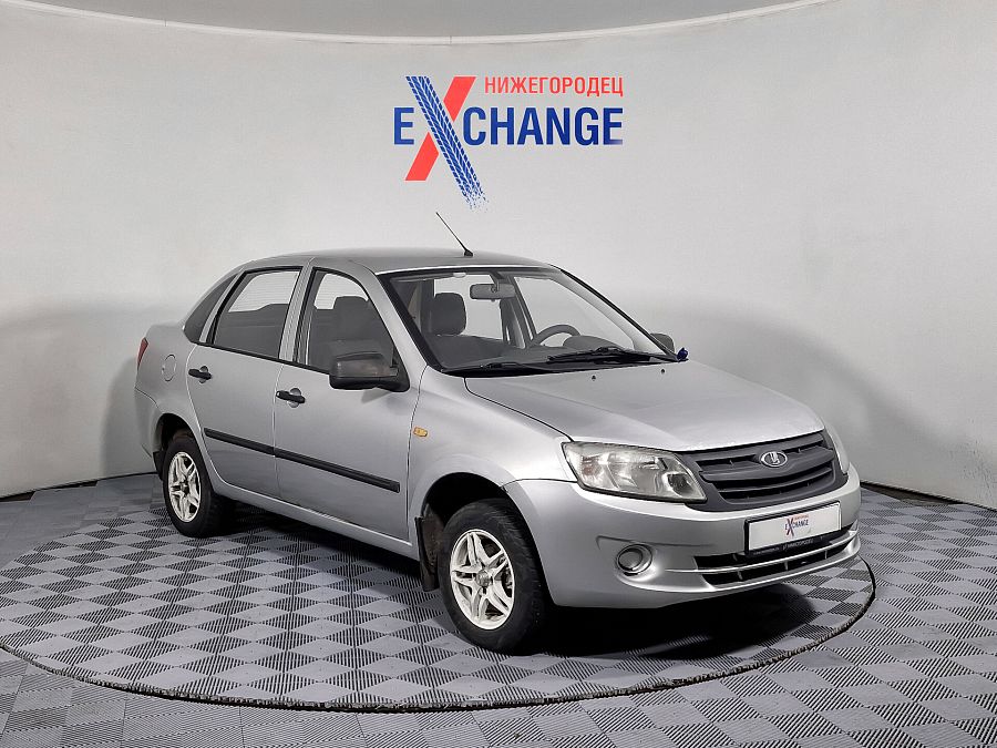 Lada (Ваз) Granta 1.6 MT (82 л.с.), 2013