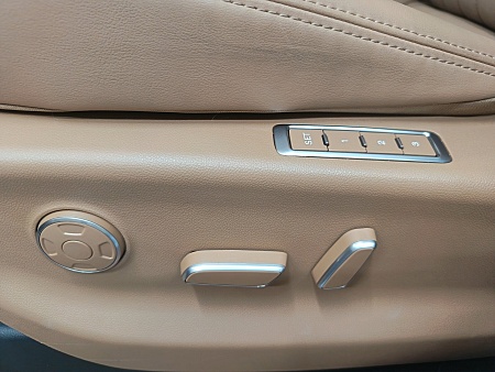 JAC RF8 2.0 AT (236 л.с.), 2025 JAC RF8 2.0 AT (236 л.с.), 2025