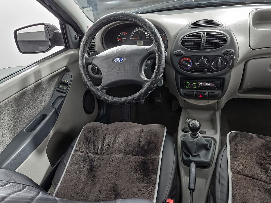 Lada (Ваз) Kalina 1.6 MT (84 л.с.), 2011 Lada (Ваз) Kalina 1.6 MT (84 л.с.), 2011