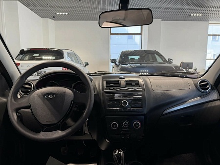 Lada (Ваз) Granta 1.6 MT (106 л.с.), 2026