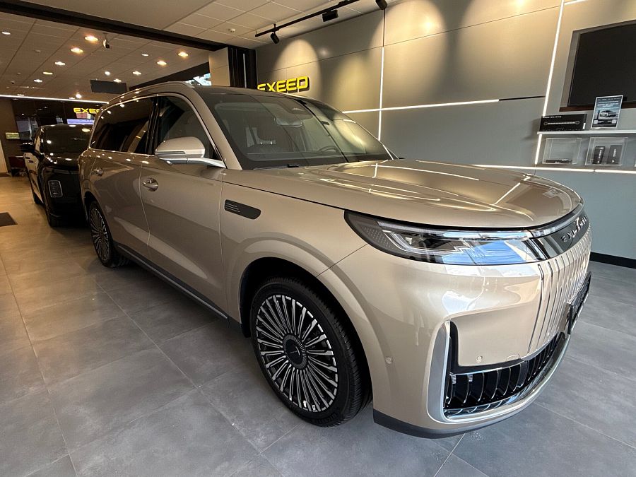 Exeed Exlantix ET 1.5hyb AT (469 л.с.) 4WD, 2026 Exeed Exlantix ET 1.5hyb AT (469 л.с.) 4WD, 2026