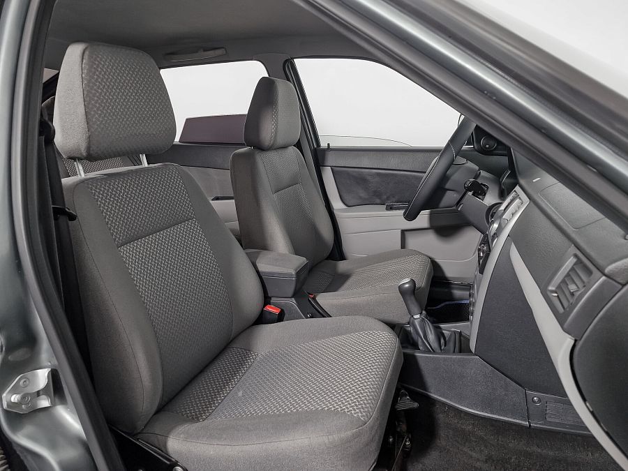 Lada (Ваз) Priora 1.6 MT (98 л.с.), 2013 Lada (Ваз) Priora 1.6 MT (98 л.с.), 2013
