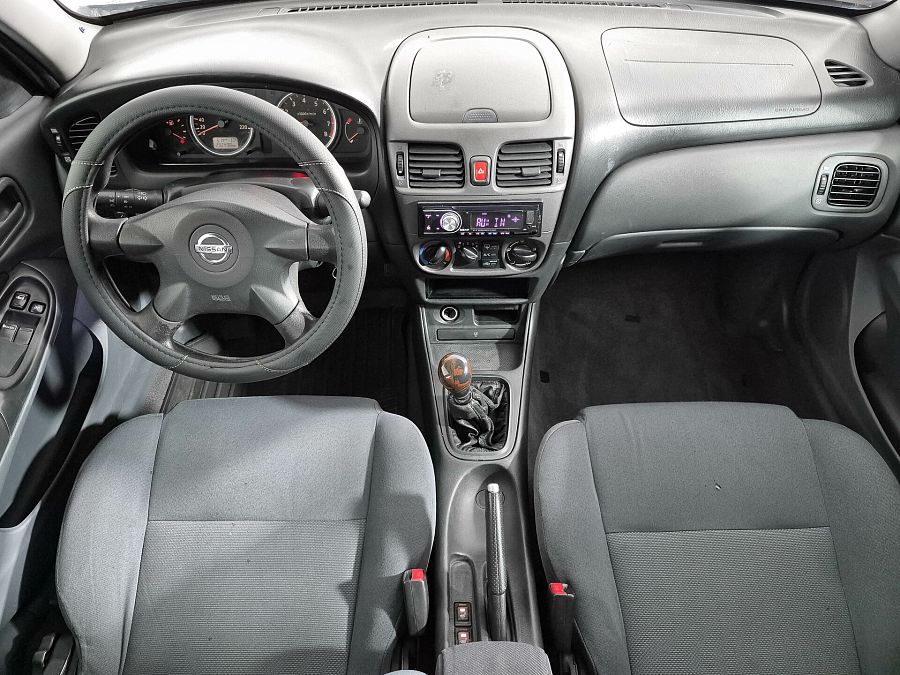 Nissan Almera 1.5 MT (98 л.с.), 2005 Nissan Almera 1.5 MT (98 л.с.), 2005