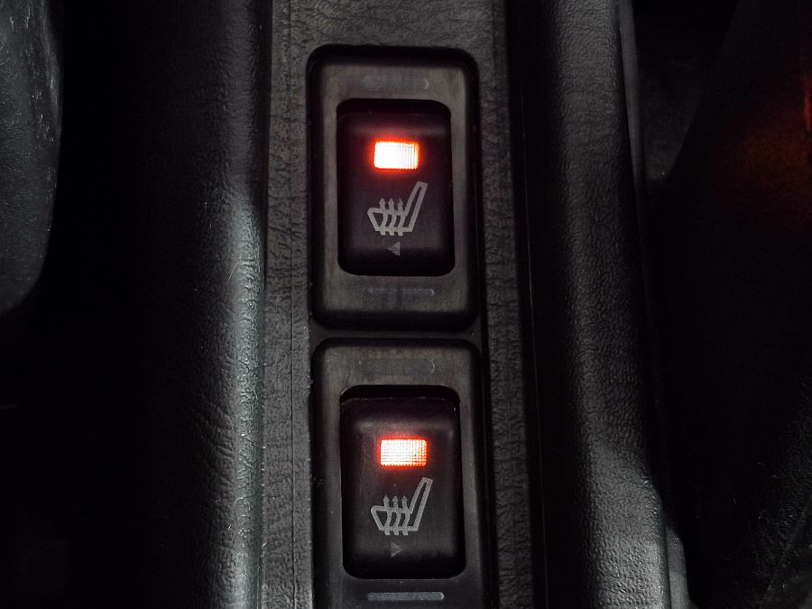 Nissan Almera 1.5 MT (98 л.с.), 2005 Nissan Almera 1.5 MT (98 л.с.), 2005