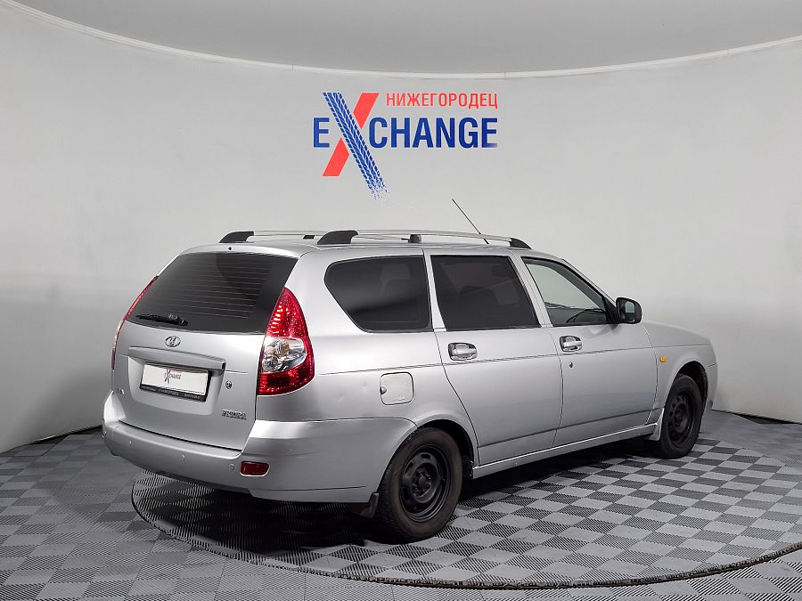 Lada (Ваз) Priora 1.6 MT (98 л.с.), 2012