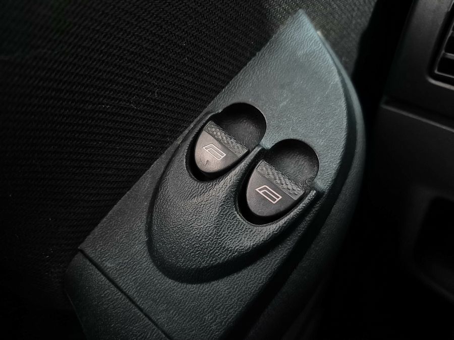 Fiat Albea 1.4 MT (77 л.с.), 2007 Fiat Albea 1.4 MT (77 л.с.), 2007