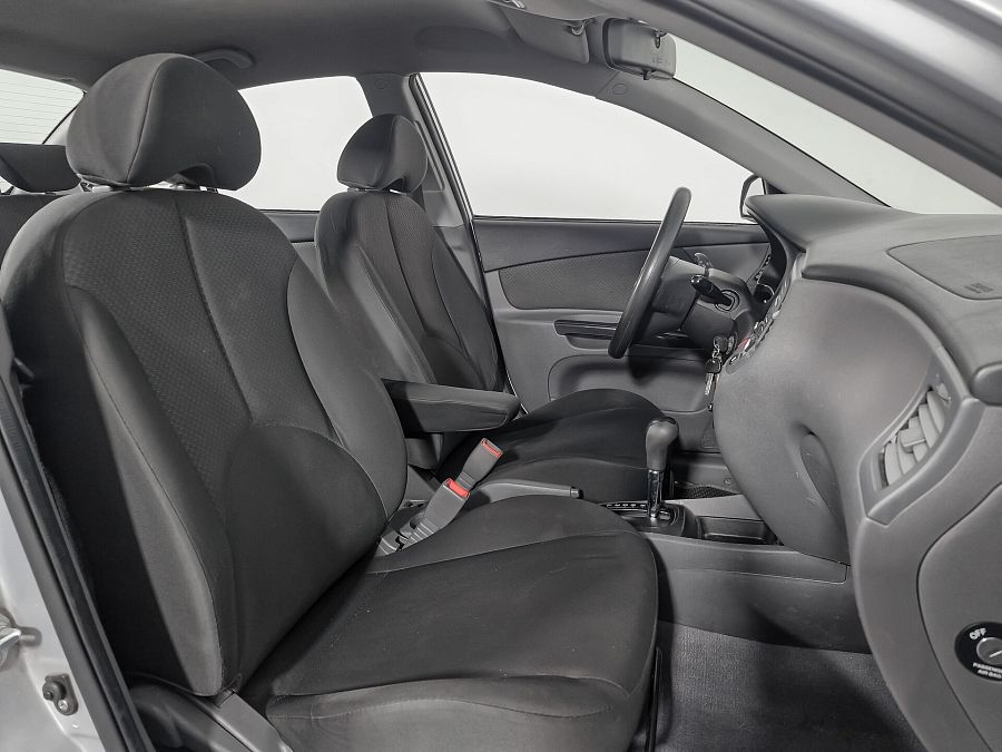 Kia Rio 1.4 AT (95 л.с.), 2011 Kia Rio 1.4 AT (95 л.с.), 2011