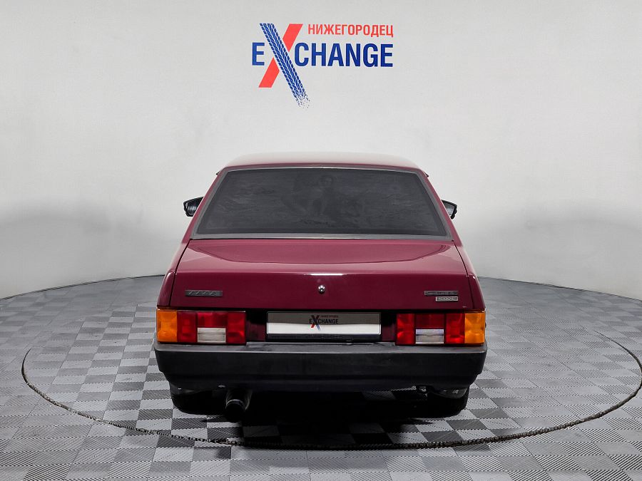 Lada (Ваз) 21099 1.5 MT (70 л.с.), 1996