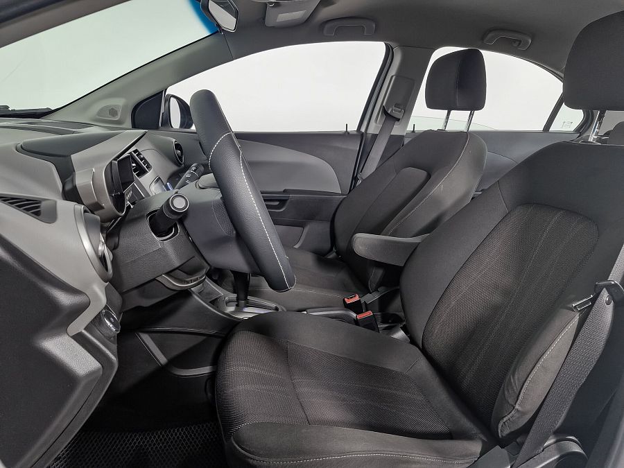 Chevrolet Aveo 1.6 AT (115 л.с.), 2013