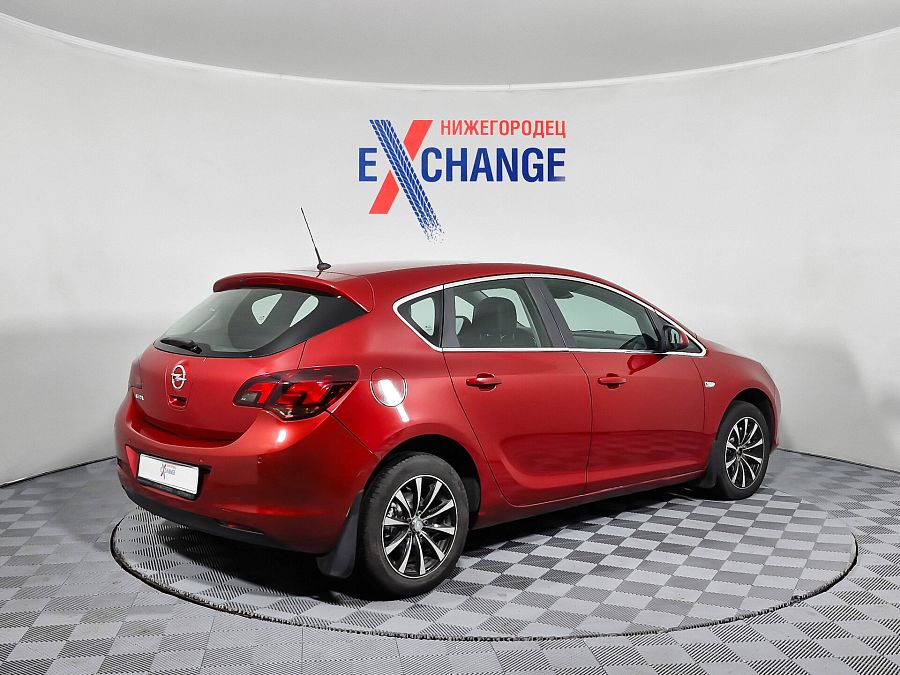 Opel Astra 1.6 AT (115 л.с.), 2011 Opel Astra 1.6 AT (115 л.с.), 2011