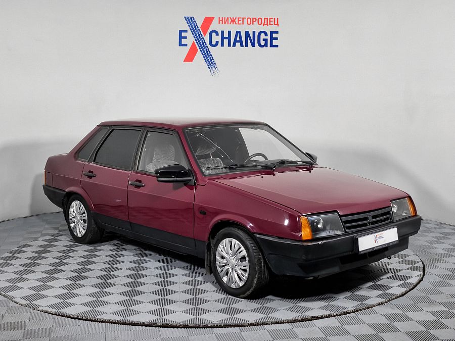 Lada (Ваз) 21099 1.5 MT (70 л.с.), 1996