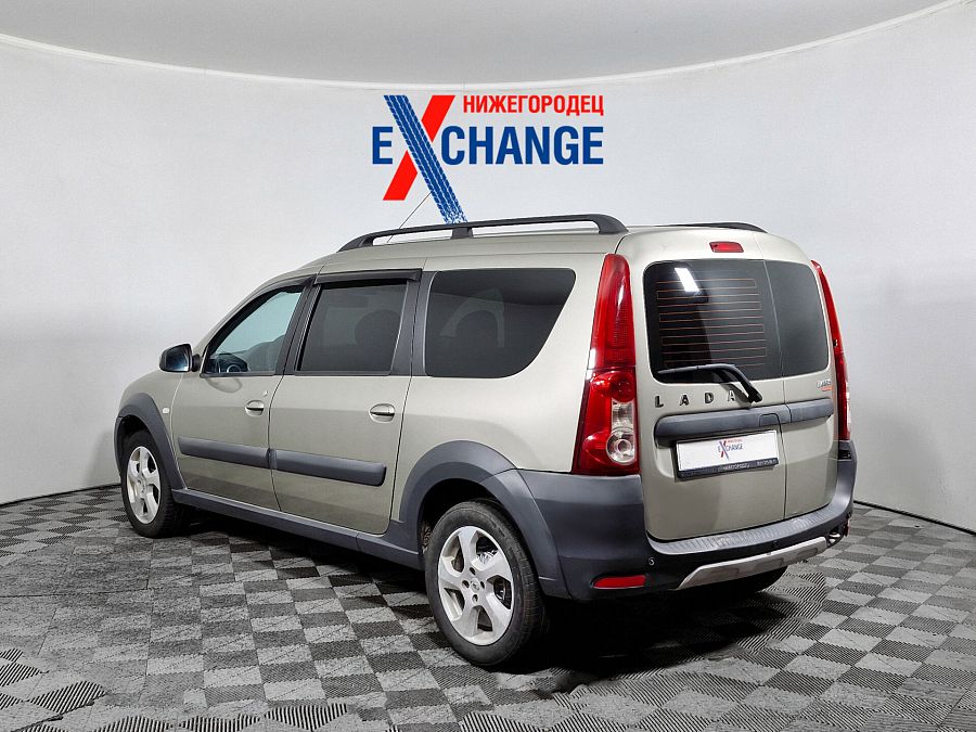Lada (Ваз) Largus Cross 1.6 MT (106 л.с.), 2020 Lada (Ваз) Largus Cross 1.6 MT (106 л.с.), 2020