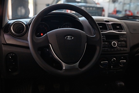 Lada (Ваз) Granta 1.6 MT (90 л.с.), 2026